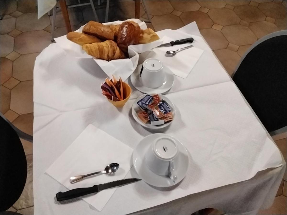 Le Relais Des Sites Hotell Faverolles  Exteriör bild
